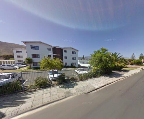 To Let 1 Bedroom Property for Rent in Northcliff Western Cape